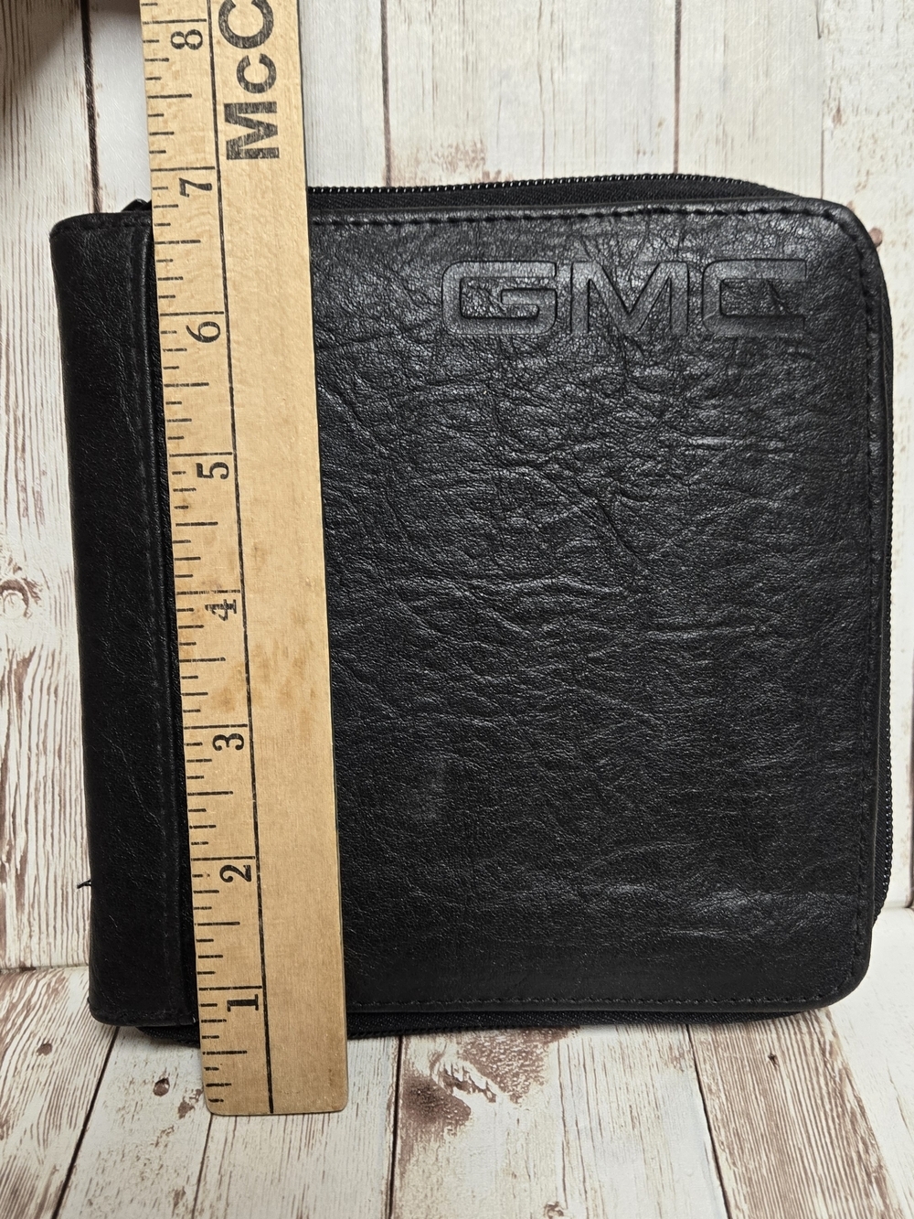 GMC CD Holder Case Zippered 12 Disc Organizer Black Faux Leather - Picture 7 of 12